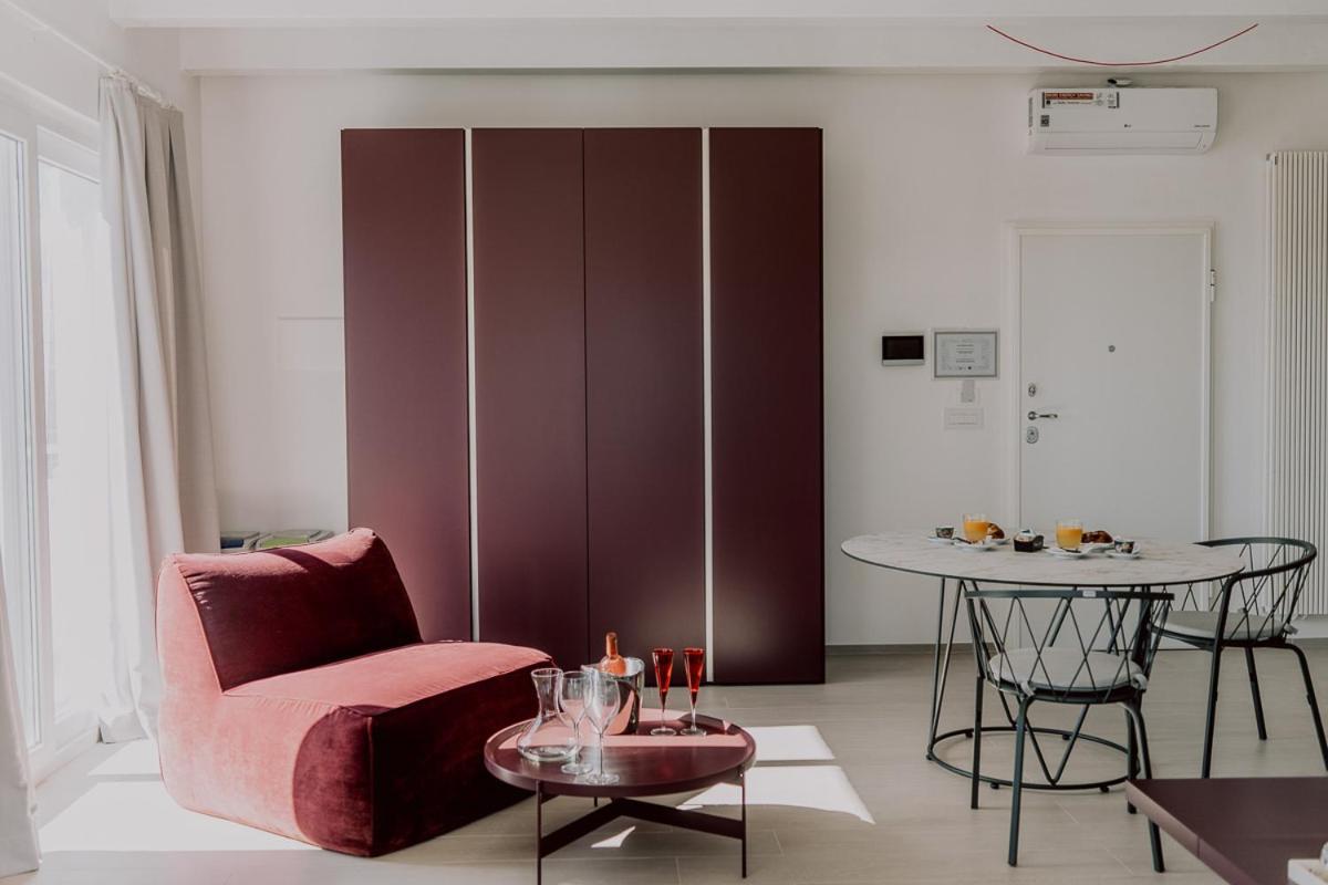 Suite Donna Edwige By Monholiday Monopoli Exterior photo